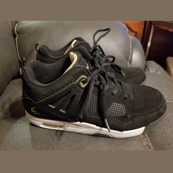 Shaq Black/Gray Athletic Basketball Shoes size 5.5 - Picture 2 of 7